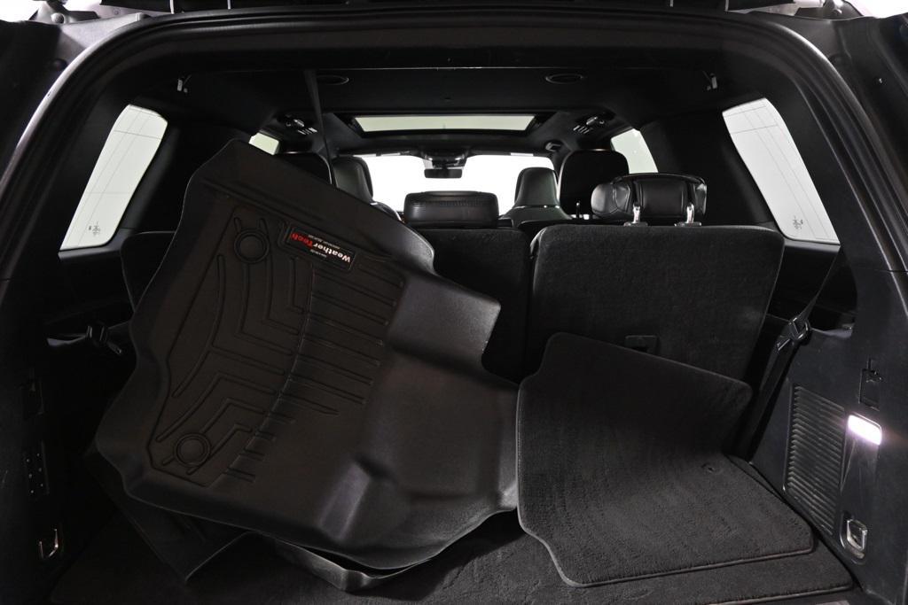 used 2020 Lincoln Navigator car, priced at $30,555