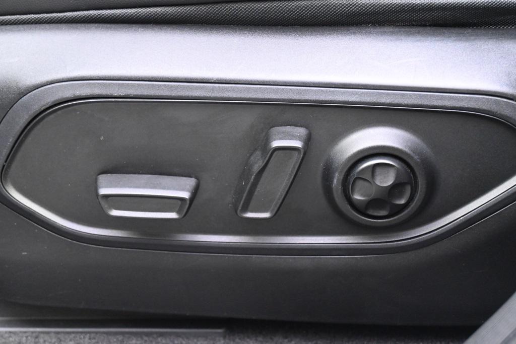 used 2021 Jeep Grand Cherokee L car, priced at $30,777