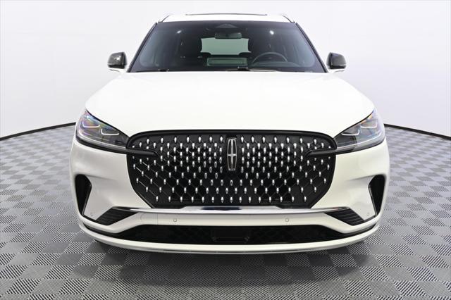 used 2025 Lincoln Aviator car, priced at $73,888