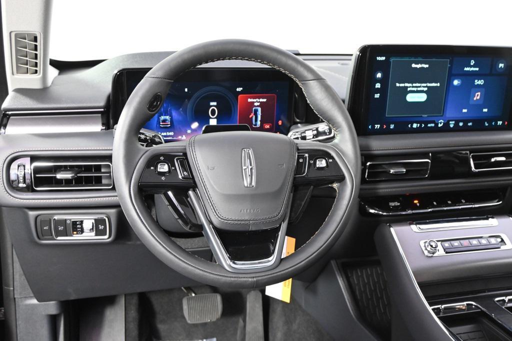 new 2025 Lincoln Aviator car, priced at $61,502