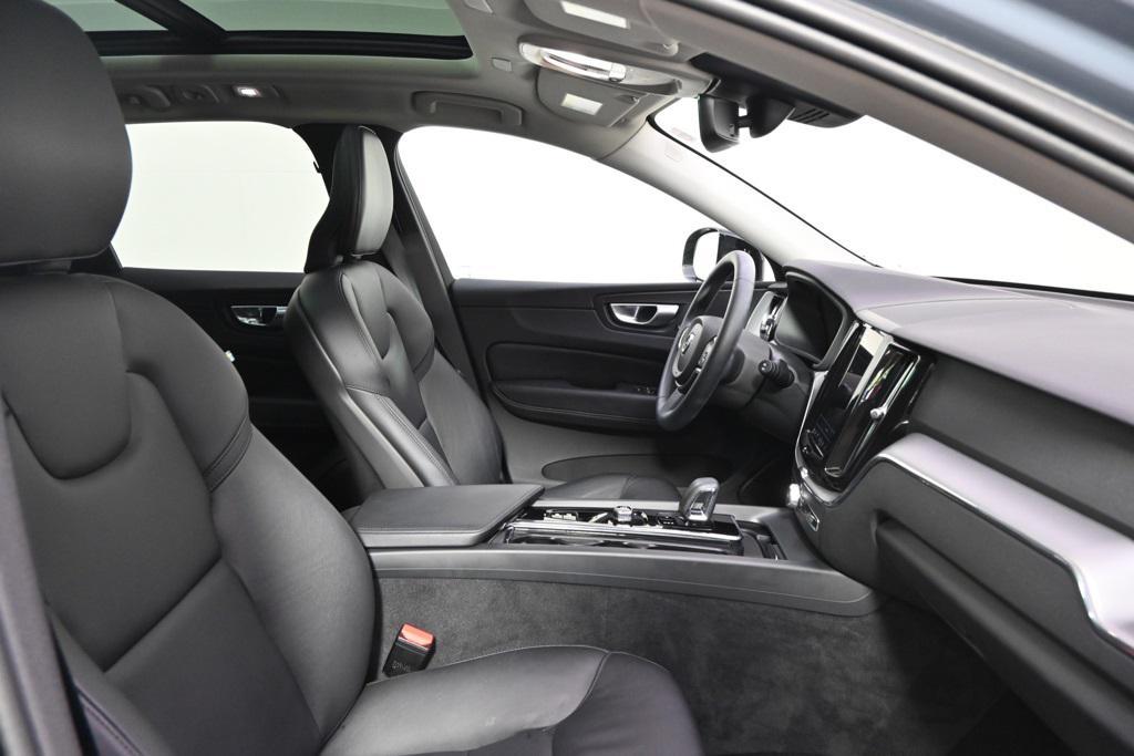 used 2024 Volvo XC60 car, priced at $36,999