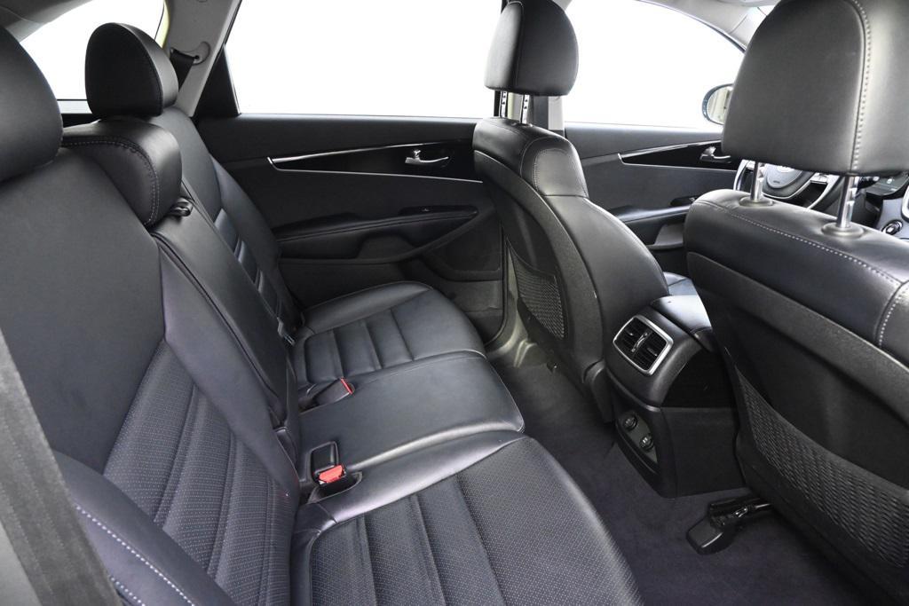 used 2019 Kia Sorento car, priced at $14,555