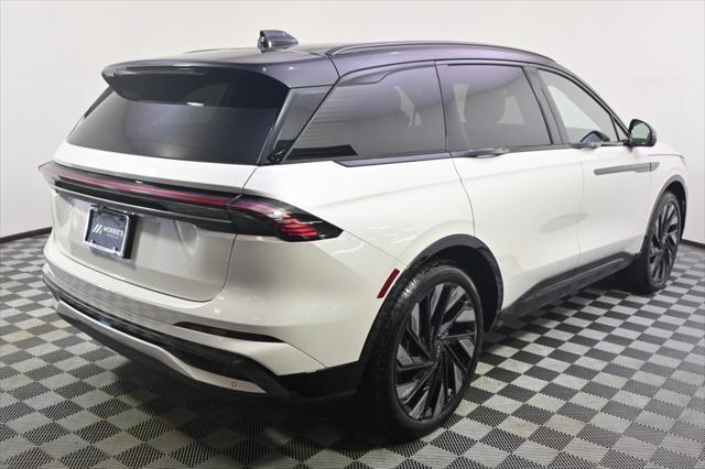 new 2025 Lincoln Nautilus car, priced at $63,999