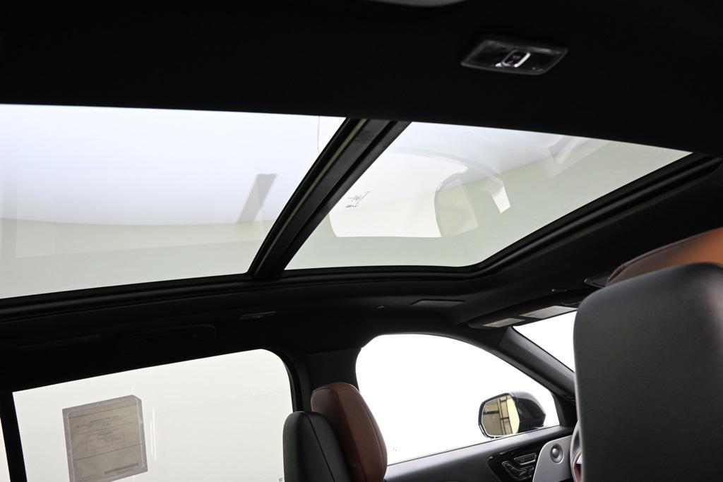 new 2025 Lincoln Aviator car, priced at $72,264