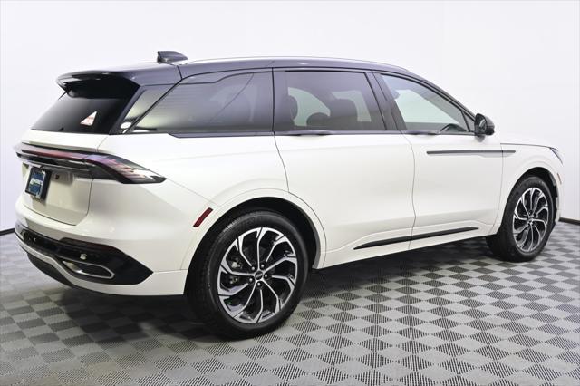 new 2025 Lincoln Nautilus car, priced at $59,883