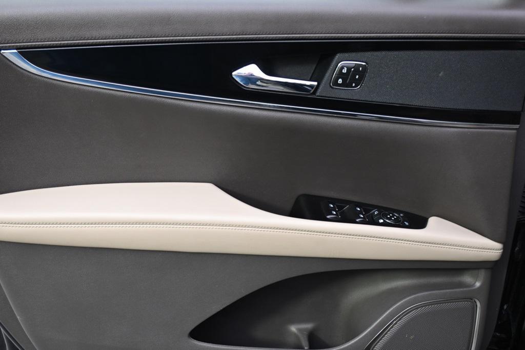 used 2023 Lincoln Nautilus car, priced at $39,773