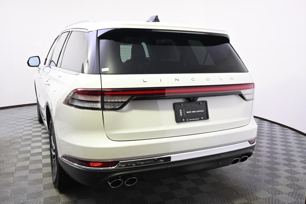 new 2025 Lincoln Aviator car, priced at $62,222