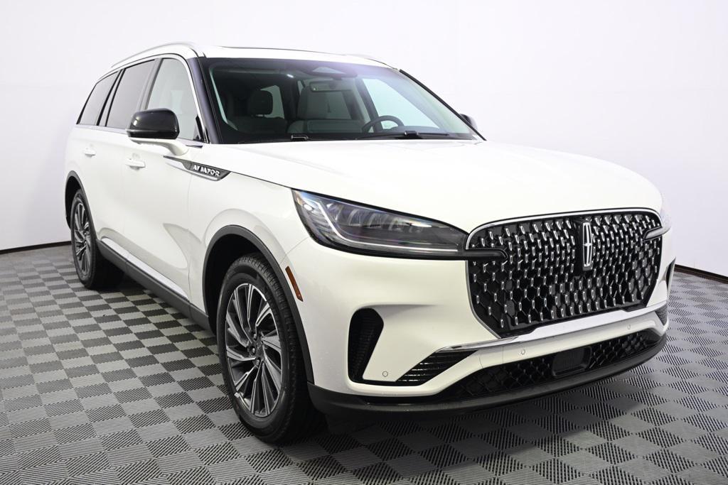 new 2025 Lincoln Aviator car, priced at $62,222