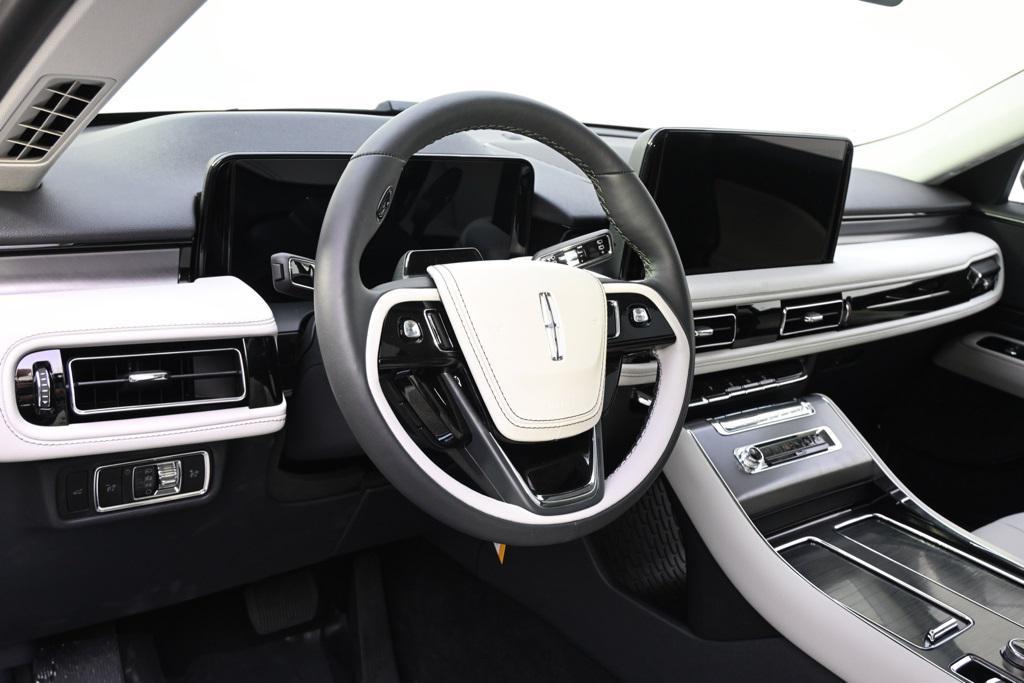 new 2025 Lincoln Aviator car, priced at $62,222