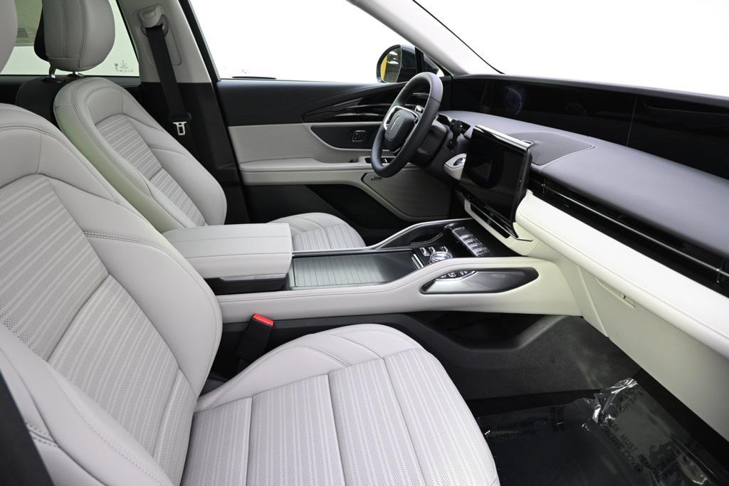 new 2026 Lincoln Nautilus car, priced at $66,893