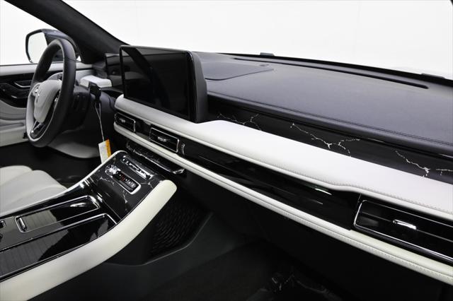 new 2025 Lincoln Aviator car, priced at $80,899