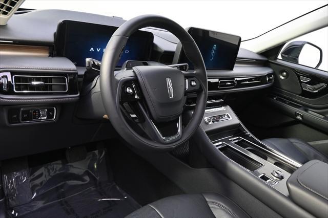 new 2025 Lincoln Aviator car, priced at $70,204