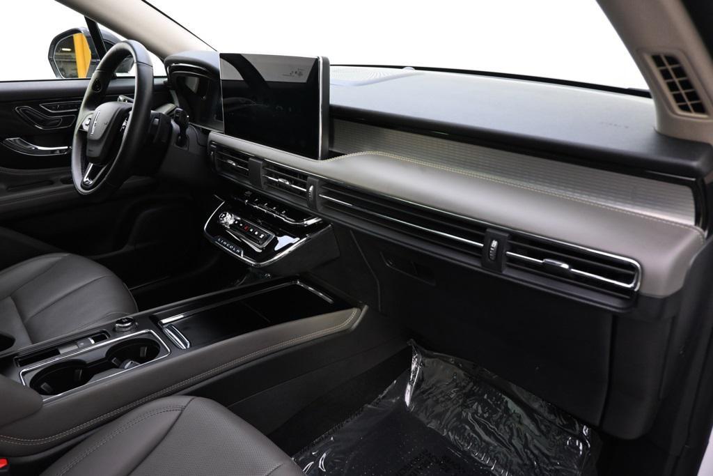 new 2025 Lincoln Corsair car, priced at $45,999