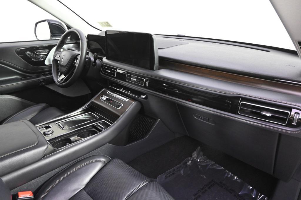 new 2025 Lincoln Aviator car, priced at $67,610