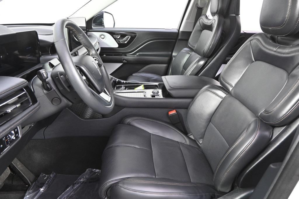 new 2025 Lincoln Aviator car, priced at $67,610