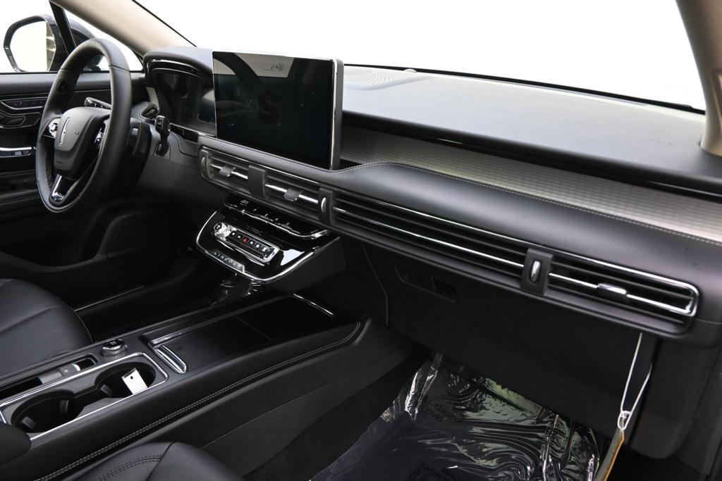 new 2025 Lincoln Corsair car, priced at $45,999
