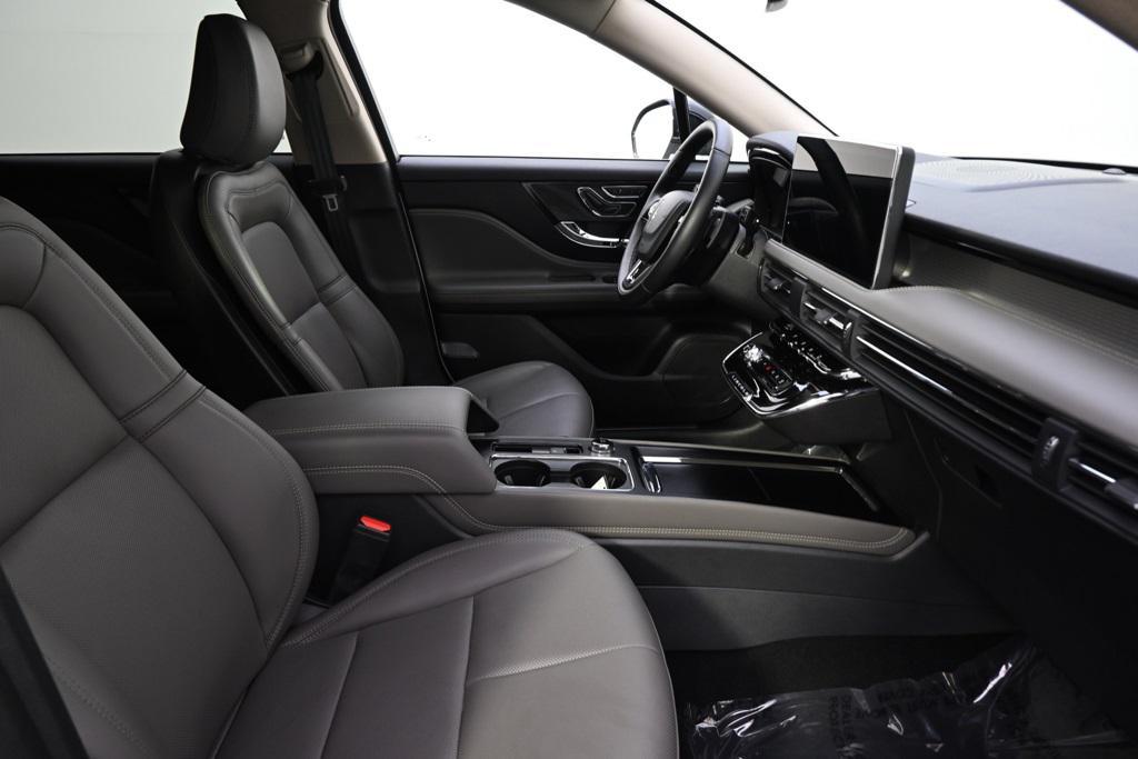 new 2025 Lincoln Corsair car, priced at $43,999