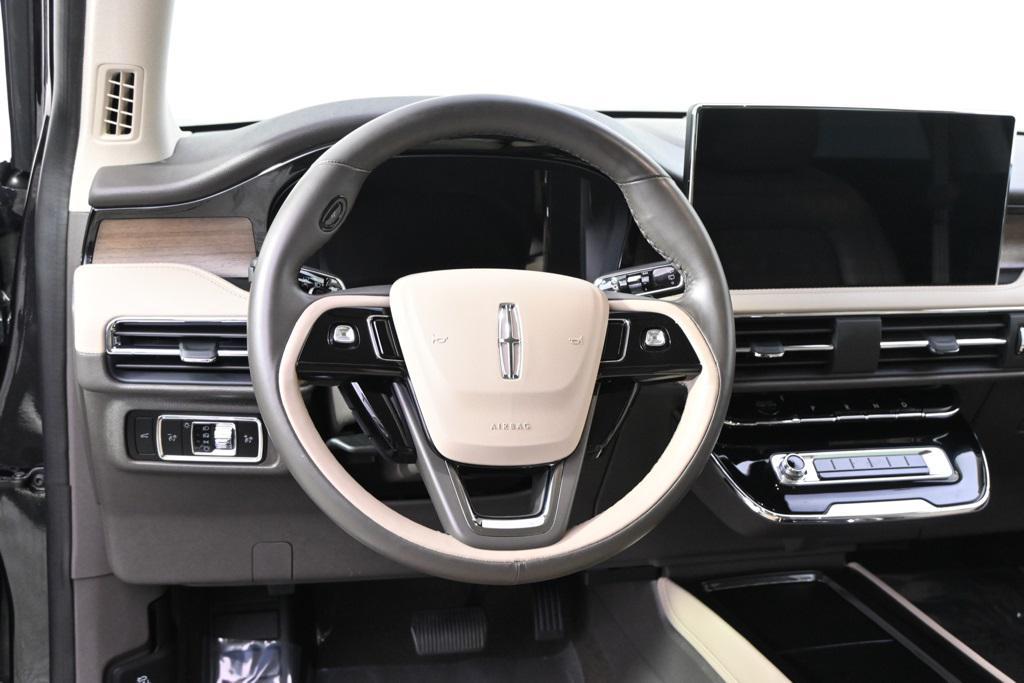 used 2023 Lincoln Corsair car, priced at $37,888