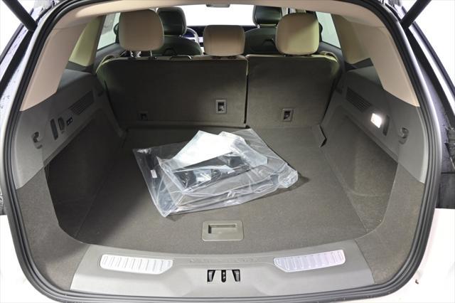 new 2025 Lincoln Nautilus car, priced at $56,899