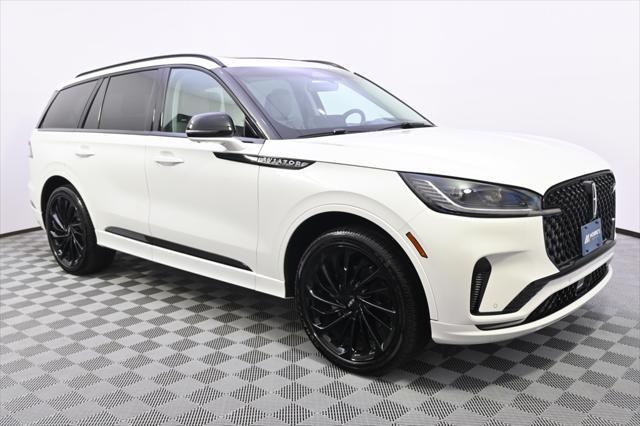 new 2025 Lincoln Aviator car, priced at $68,325