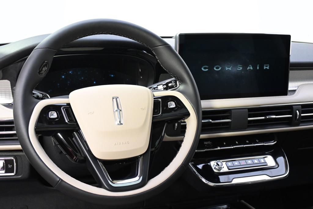 new 2025 Lincoln Corsair car, priced at $50,261