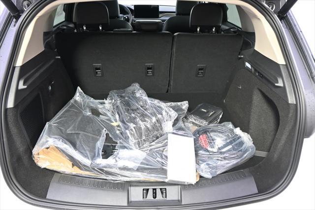 new 2025 Lincoln Corsair car, priced at $59,976