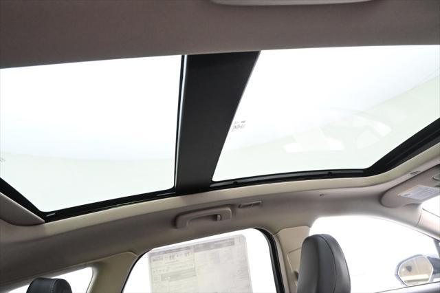 new 2025 Lincoln Corsair car, priced at $59,976