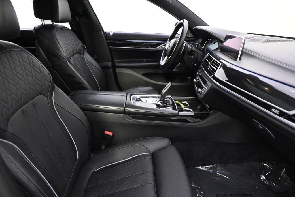 used 2019 BMW 750 car, priced at $37,888