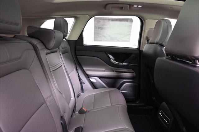 new 2025 Lincoln Corsair car, priced at $50,261