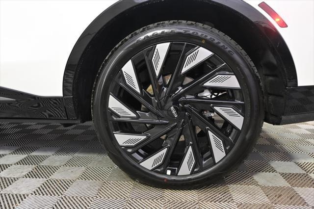 new 2025 Lincoln Nautilus car, priced at $61,999