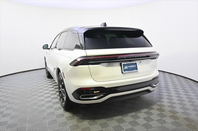 new 2025 Lincoln Nautilus car, priced at $64,533