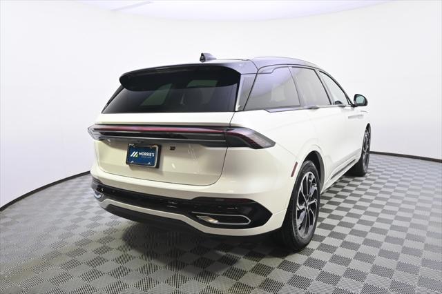 new 2025 Lincoln Nautilus car, priced at $64,533