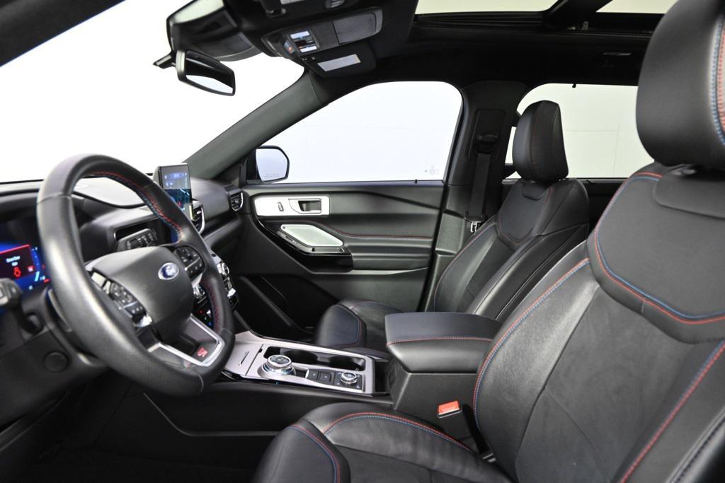 used 2023 Ford Explorer car, priced at $43,999