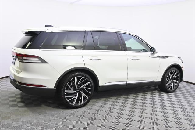 new 2025 Lincoln Aviator car, priced at $81,039