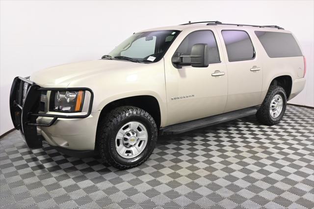 used 2013 Chevrolet Suburban car, priced at $13,555