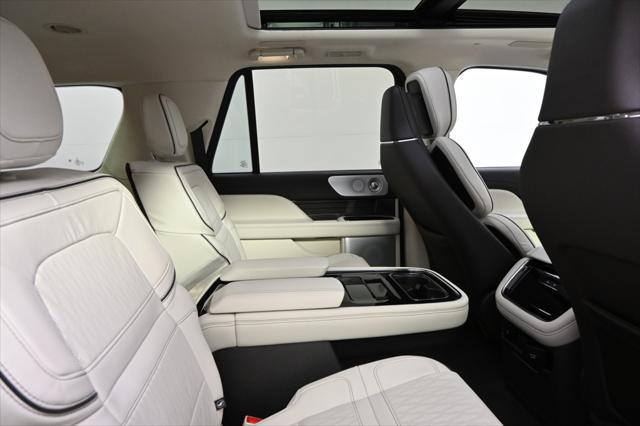 new 2024 Lincoln Navigator car, priced at $98,654