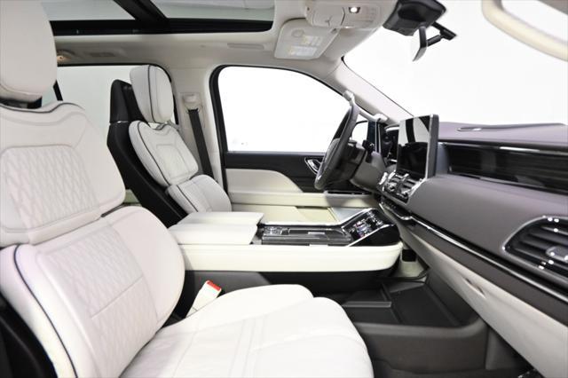 new 2024 Lincoln Navigator car, priced at $98,654