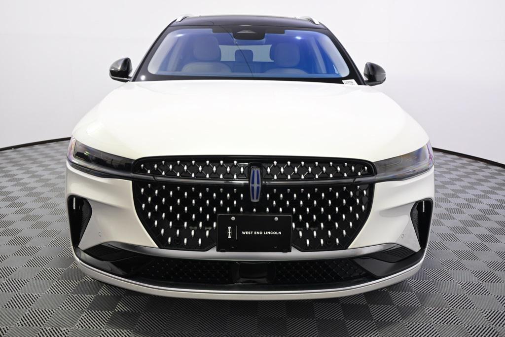 new 2025 Lincoln Nautilus car, priced at $58,999
