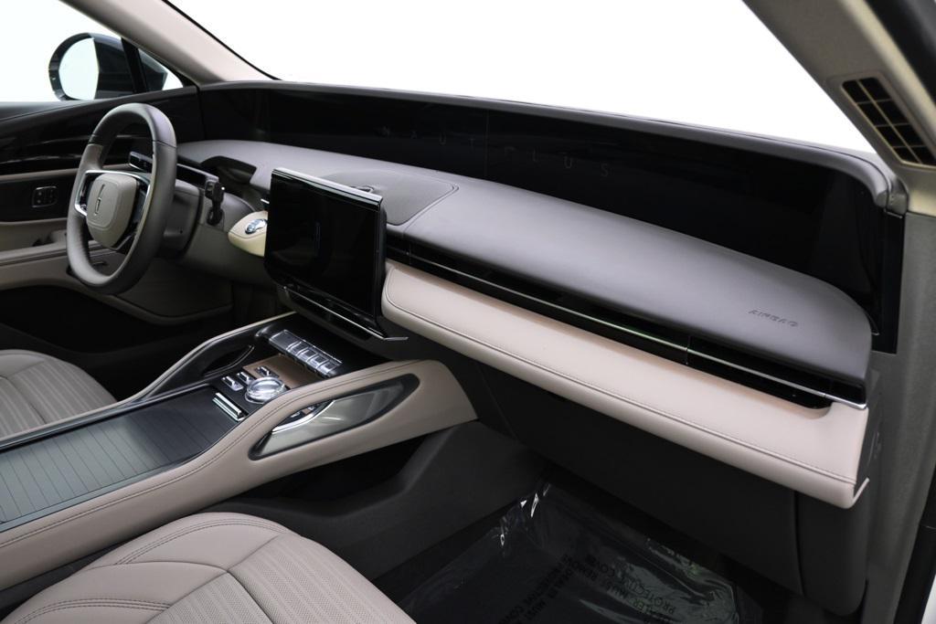 new 2025 Lincoln Nautilus car, priced at $58,999