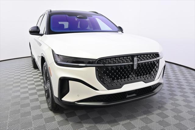 new 2025 Lincoln Nautilus car, priced at $60,310