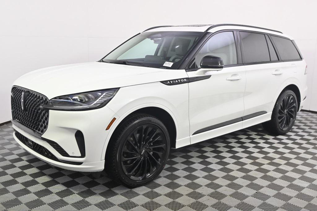 new 2025 Lincoln Aviator car, priced at $72,331