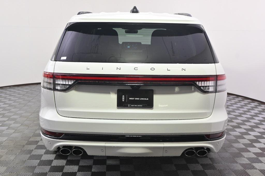 new 2025 Lincoln Aviator car, priced at $72,331