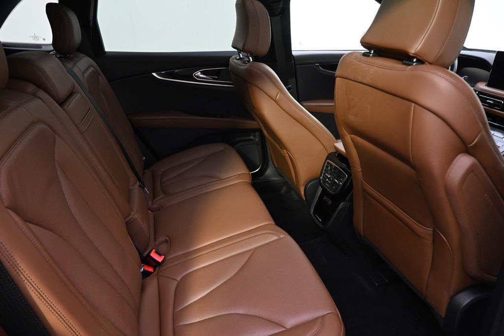 used 2022 Lincoln Nautilus car, priced at $38,999