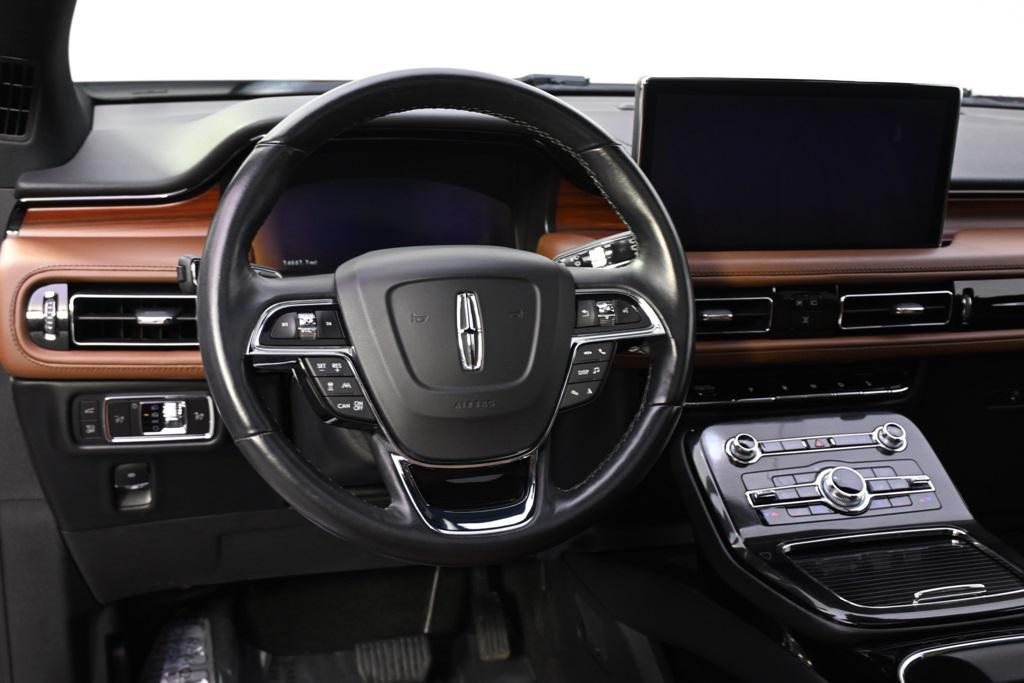 used 2022 Lincoln Nautilus car, priced at $38,999