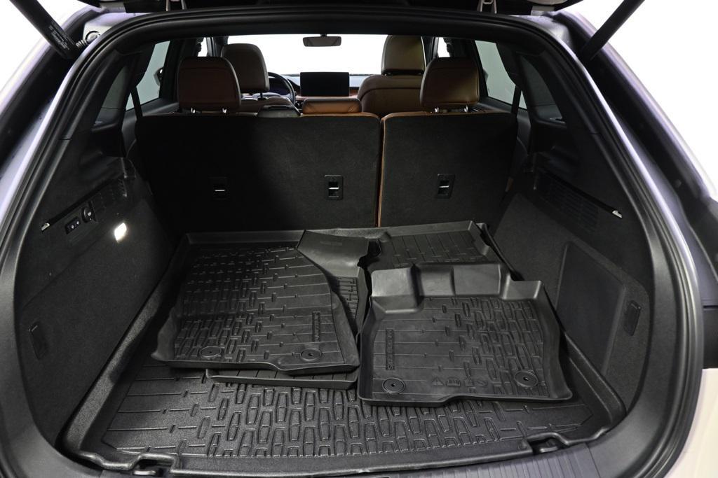 used 2022 Lincoln Nautilus car, priced at $38,999
