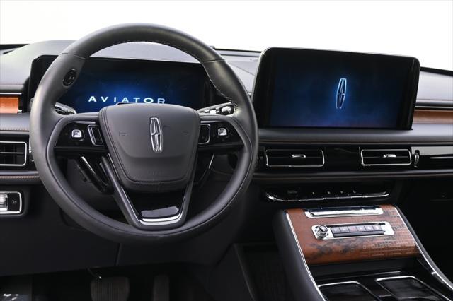 new 2025 Lincoln Aviator car, priced at $92,300