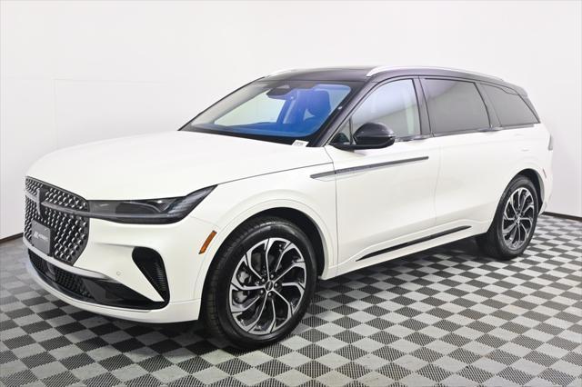 new 2025 Lincoln Nautilus car, priced at $60,999