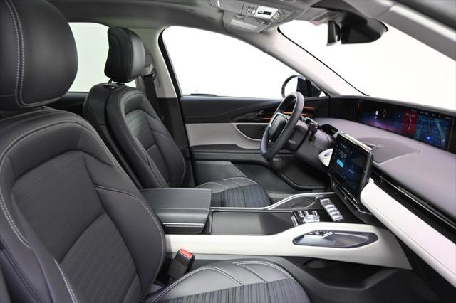 new 2025 Lincoln Nautilus car, priced at $60,999