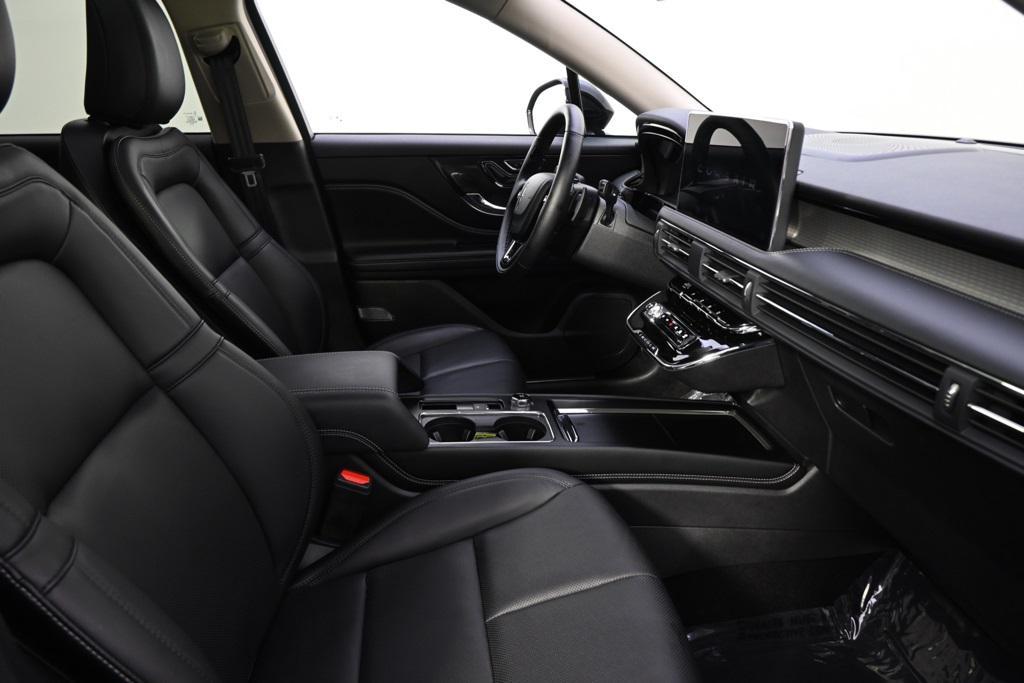 new 2025 Lincoln Corsair car, priced at $45,999