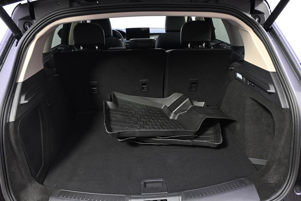 new 2025 Lincoln Corsair car, priced at $45,999